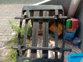 Roof rak mobil / rak untuk di atas mobil