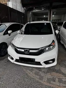 Dijual santai honda brio