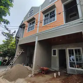 Rumah 2 lantai Termurah di Beji depok