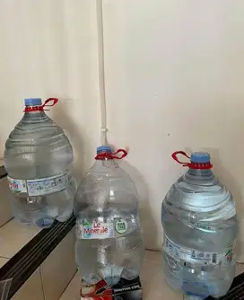 Air AC 15 Liter Bagus Buat Radiator Kendaraan dan Tanaman Murah Meriah