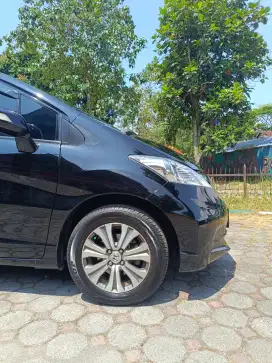 Freed PSD th 2012 low km57rb good condition