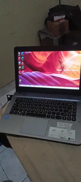 Laptop Asus 4Gb