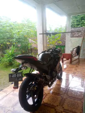 Jual Yamaha R15 hitam dof