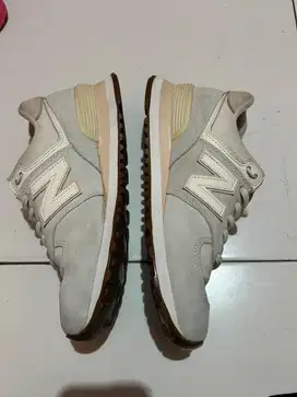 Sepatu no 38 Made in viet