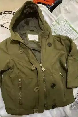 Jaket Perempuan Zara