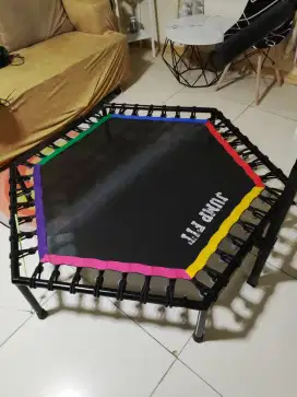 Jual Trampolin masih seperti baru cuma dipakai seminggu