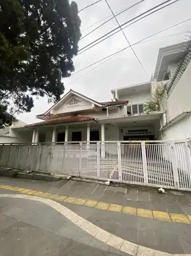 Dijual Rumah di Jalan utama Kota Sukabumi