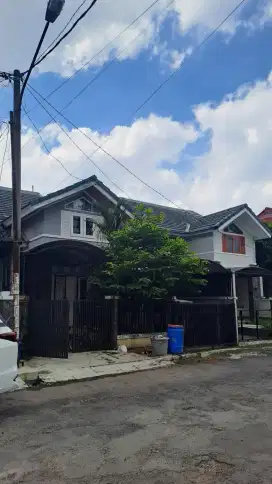 Rumah nyaman siap huni di Komp Pinus Regency Soekarno Hatta Margahayu