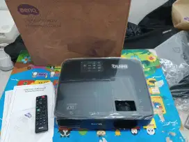 Proyektor Benq ms506 terang normal