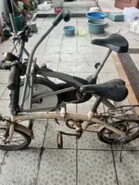 Dijual cepat sepeda dan alat olah raga