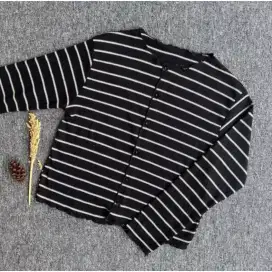 Cardigan Rajut Waffle Motip Salur