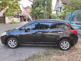 Nissan Latio 2008 Bensin