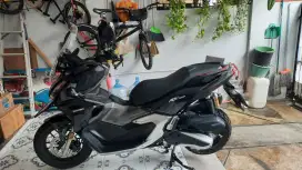 Honda ADV 160 Tahin 2025 Hitam