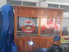 Roda bekas mie kocok