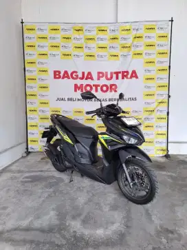 Honda NVario 125 Esp Cbs 2024