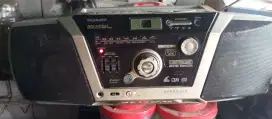 Radio compo merek sharp