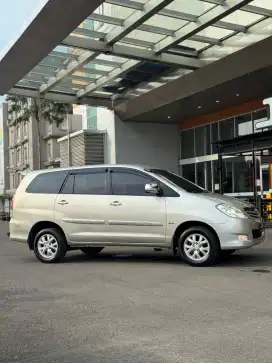 TOYOTA INNOVA G AT 2011 (DP10JT,ISTIMEWA,UNIT BERGARANSI, CIAMIK, TOP)