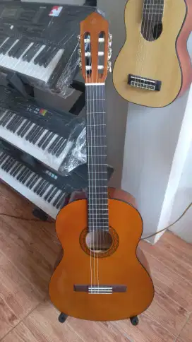 GITAR CLASSIC YAMAHA C40 ORI