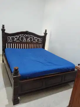 Dijual Dipan/Tempat tidur kayu jati