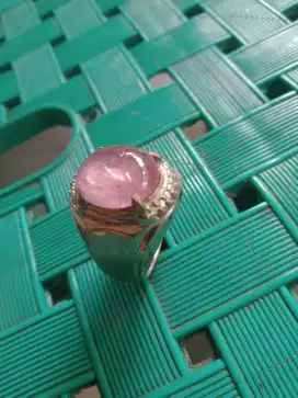 Batu Rubi Burma titanium