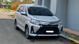 Toyota avanza veloz matic 2021 silver cash kredit bisa dibantu