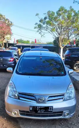 Nissan Grand Livina 1.5 XV Bensin Manual 2012 Silver