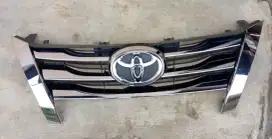 Girl fortuner VRZ