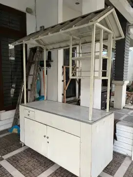 Stelling atau Tempat Jualan Makanan