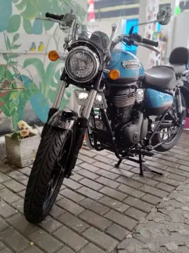 Royal Enfield meteor 350 kondisi like new