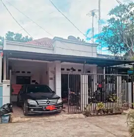 Rumah secondary di dalam cluster