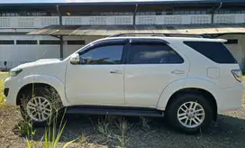 Toyota Fortuner 2.4 G A/T Diesel 2014