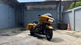 ROAD GLIDE FLTXRS SPECIAL GOLD SERIES 2023