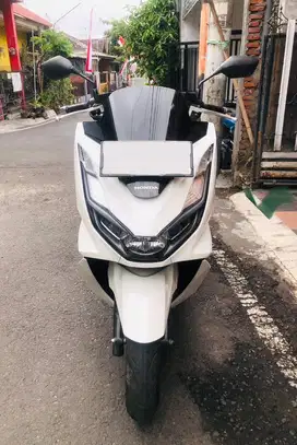 PCX 160 th.2023 putih sexy