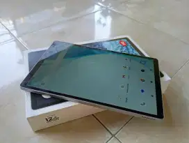 Itel Vista Tab 10  layar 10 inch 4/128
