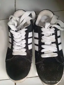Sepatu Adidas Samba Size 40
