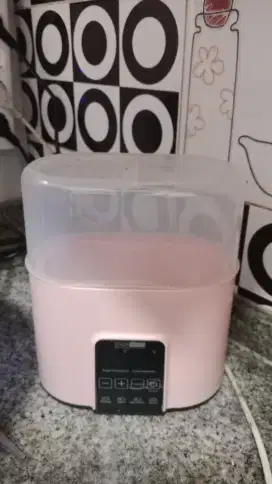 Botol Sterilisasi dan Pemanas Susu