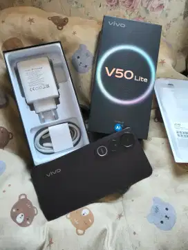 Vivo v50 8/256 fullset mulus. Tt atau jual.