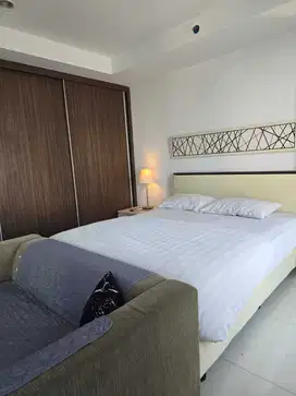 Dijual Apartemen Tipe Studio Full furnished di Azolea Cikarang, Bekasi