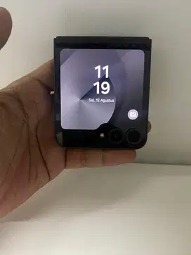 SAMSUNG ZFLIP 6 12/255gb BLACK
