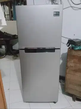 Kulkas 2 Pintu Samsung Inverter