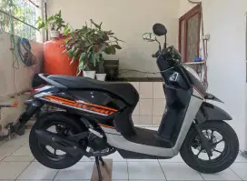 Honda genio CBS tahun 2025 bln 4 km 2000