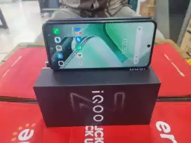 IQoo Z9X 5G Ram 8/128 gb 2bln pke no minus mulus lengkap