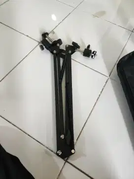 STANDING LAMPU [BEKAS]