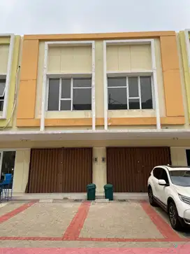 Ruko Arcadia Grande (Ukuran 4.5x9 m) - Gandeng