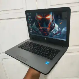 Laptop HP 14 am072TU Silver Core i3 5005U Ram 4GB