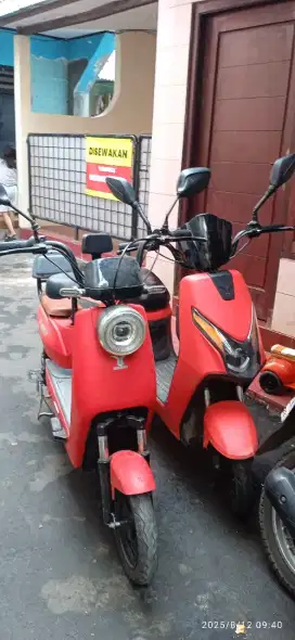 Sepeda listrik Uwinfly D60 Dan D7s