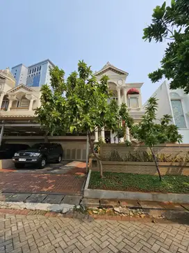 Dijual Rumah Gold Coast PIK uk 15x30m 5br Elegant PIK jakut