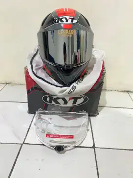 helm kyt r2r led red black