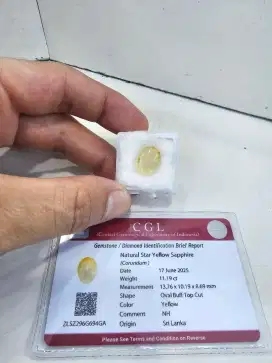 Permata yellow sapphire istimewa