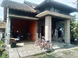dijual rumah murah lokasi dekat SMA Karanganom, klaten